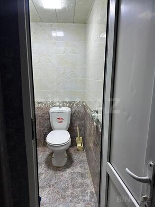 4 otaqlı Köhnə tikili, Xalqlar Dostluğu m., Bakı