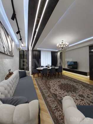 4 otaqlı Yeni tikili, Həzi Aslanov m., Bakı