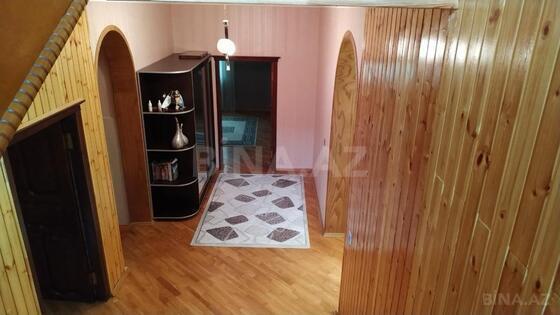 8 otaqlı Həyət evi/Bağ evi, Qaraçuxur q., Bakı