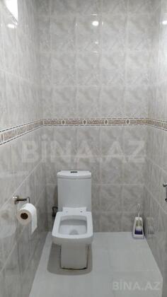 8 otaqlı Həyət evi/Bağ evi, Qaraçuxur q., Bakı