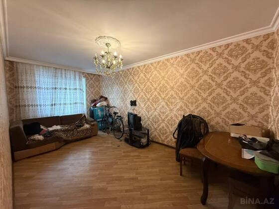 2 otaqlı Köhnə tikili, Neftçilər m., Bakı