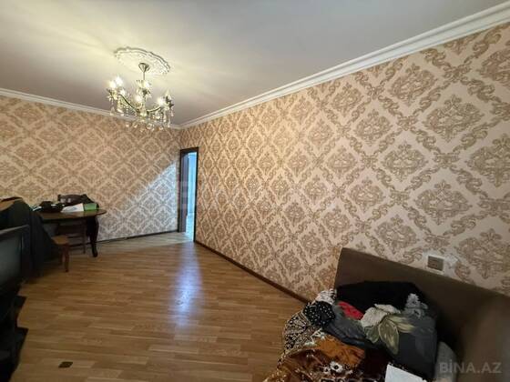 2 otaqlı Köhnə tikili, Neftçilər m., Bakı