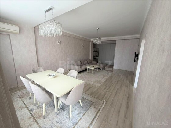 3 otaqlı Yeni tikili, Şah İsmayıl Xətai m., Bakı