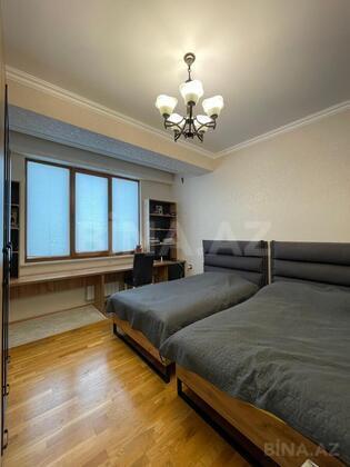 3 otaqlı Yeni tikili, Qara Qarayev m., Bakı