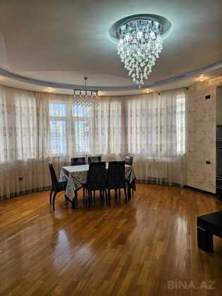 2 otaqlı Yeni tikili, 8 Noyabr m., Bakı