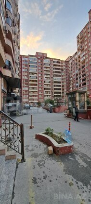 2 otaqlı Yeni tikili, 8-ci mikrorayon q., Bakı