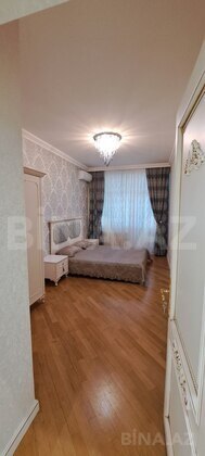 2 otaqlı Yeni tikili, 8-ci mikrorayon q., Bakı