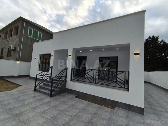 4 otaqlı Həyət evi/Bağ evi, Novxanı q., Bakı