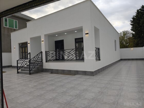 4 otaqlı Həyət evi/Bağ evi, Novxanı q., Bakı