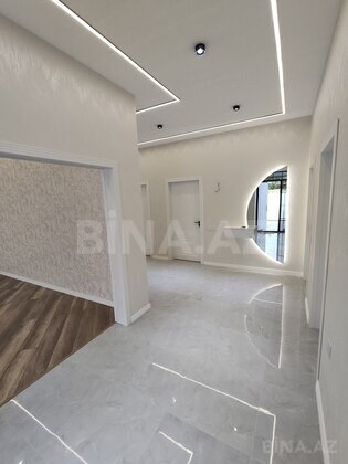 4 otaqlı Həyət evi/Bağ evi, Novxanı q., Bakı
