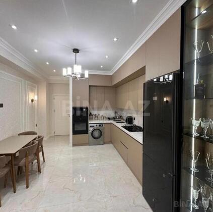 3 otaqlı Köhnə tikili, Nəsimi m., Bakı