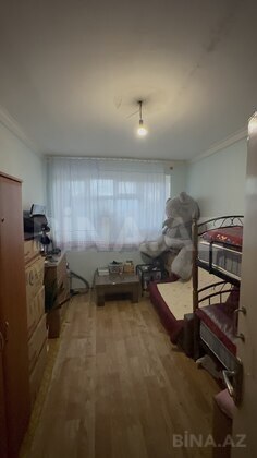 3 otaqlı Köhnə tikili, Lökbatan q., Bakı