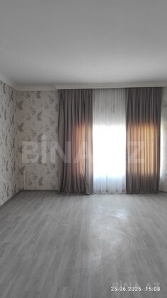 3 otaqlı Köhnə tikili, 20 Yanvar m., Bakı