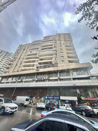 3 otaqlı Yeni tikili, 28 May m., Bakı