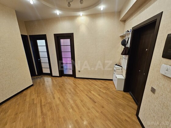 3 otaqlı Yeni tikili, Qara Qarayev m., Bakı