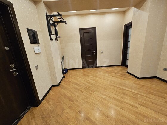 3 otaqlı Yeni tikili, Qara Qarayev m., Bakı