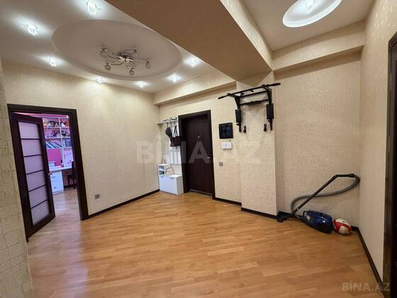 3 otaqlı Yeni tikili, Qara Qarayev m., Bakı
