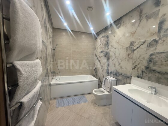 4 otaqlı Yeni tikili, Şah İsmayıl Xətai m., Bakı