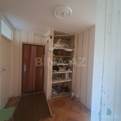 3 otaqlı Köhnə tikili, Neftçilər m., Bakı