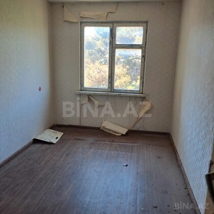 3 otaqlı Köhnə tikili, Neftçilər m., Bakı