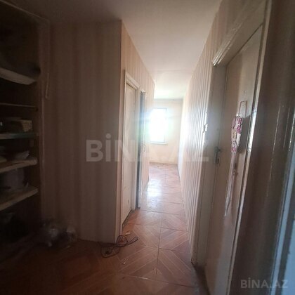 3 otaqlı Köhnə tikili, Neftçilər m., Bakı