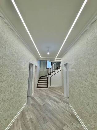 5 otaqlı Həyət evi/Bağ evi, Zabrat q., Bakı