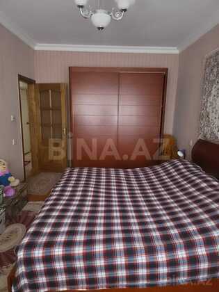 3 otaqlı Köhnə tikili, Əhmədli q., Bakı