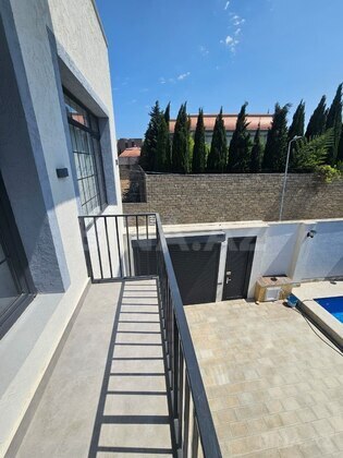 5 otaqlı Həyət evi/Bağ evi, Şüvəlan q., Bakı