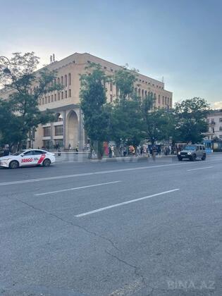 2 otaqlı Yeni tikili, Elmlər Akademiyası m., Bakı