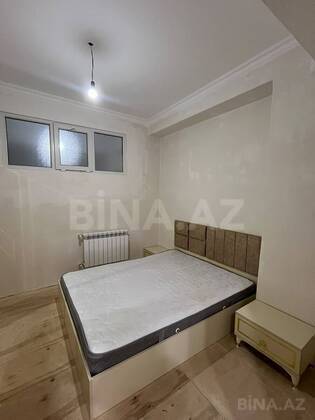 3 otaqlı Yeni tikili, Xırdalan