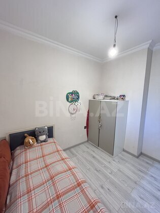 3 otaqlı Yeni tikili, Xırdalan