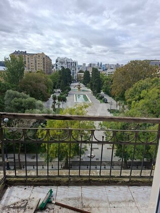 3 otaqlı Köhnə tikili, Sahil m., Bakı