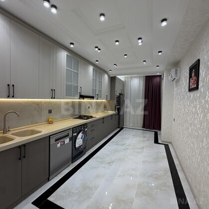 3 otaqlı Yeni tikili, Qara Qarayev m., Bakı