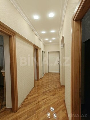 3 otaqlı Köhnə tikili, Sahil m., Bakı