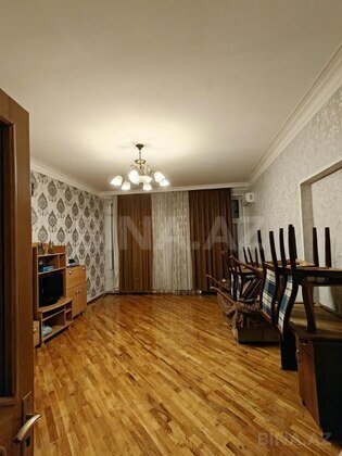 3 otaqlı Köhnə tikili, Sahil m., Bakı