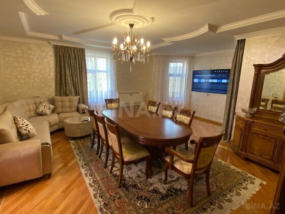 9 otaqlı Həyət evi/Bağ evi, Şamaxı