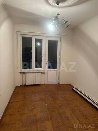 2 otaqlı Köhnə tikili, Bakıxanov q., Bakı