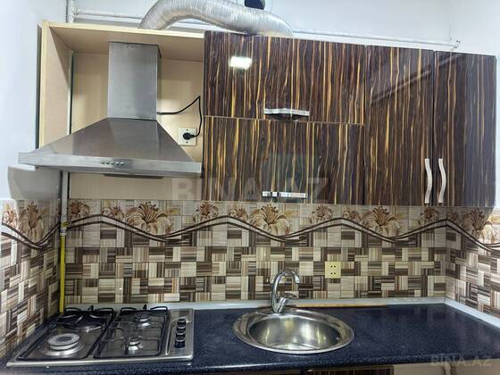 2 otaqlı Köhnə tikili, Bakıxanov q., Bakı