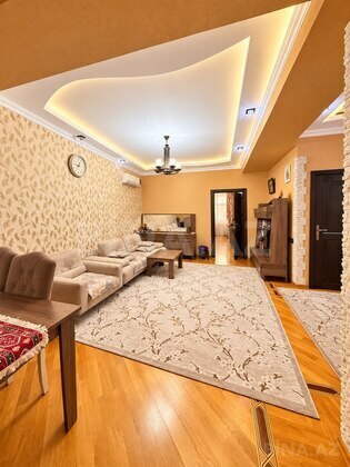 3 otaqlı Yeni tikili, Neftçilər m., Bakı