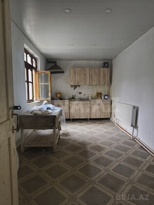 5 otaqlı Həyət evi/Bağ evi, Əmircan q., Bakı