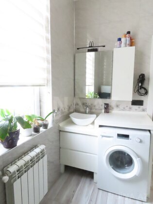 4 otaqlı Həyət evi/Bağ evi, 28 May q., Bakı