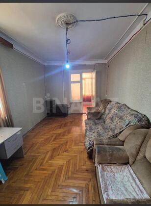 2 otaqlı Köhnə tikili, Xalqlar Dostluğu m., Bakı