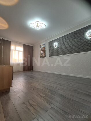 3 otaqlı Köhnə tikili, İnşaatçılar m., Bakı