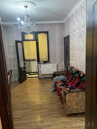 3 otaqlı Köhnə tikili, Memar Əcəmi m., Bakı