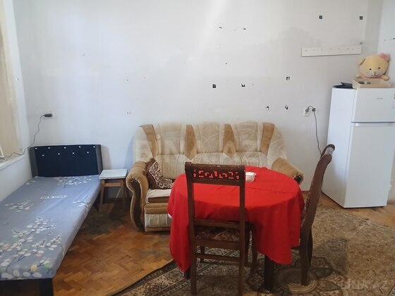 2 otaqlı Köhnə tikili, 28 May m., Bakı
