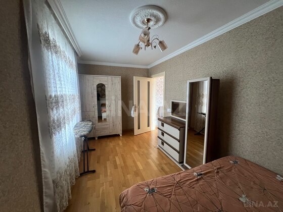 2 otaqlı Köhnə tikili, Qara Qarayev m., Bakı