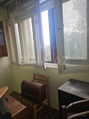 2 otaqlı Köhnə tikili, Elmlər Akademiyası m., Bakı