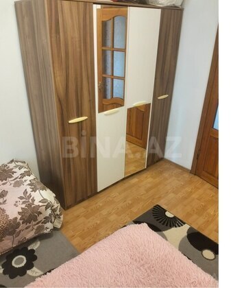 2 otaqlı Köhnə tikili, Bakıxanov q., Bakı