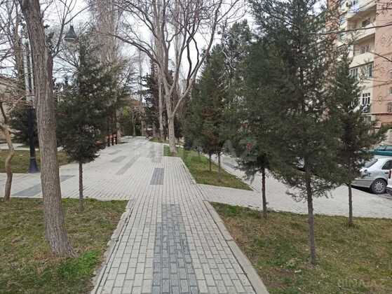 2 otaqlı Köhnə tikili, Azadlıq Prospekti m., Bakı