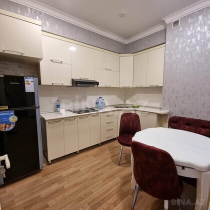 2 otaqlı Yeni tikili, Qara Qarayev m., Bakı